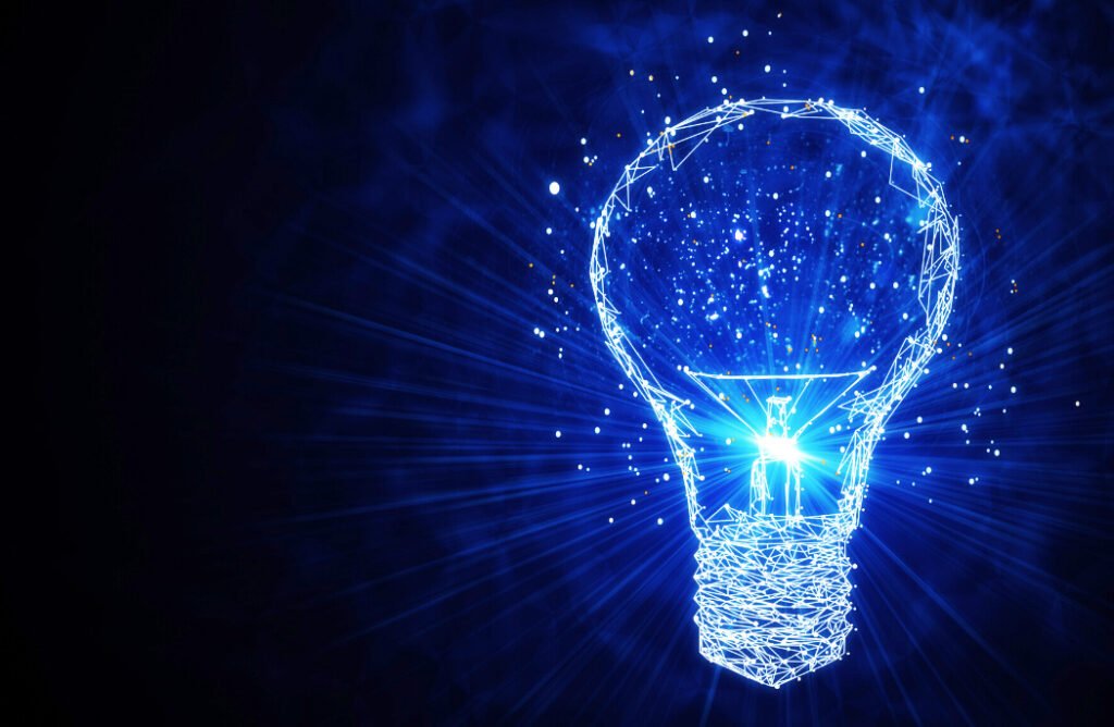 A two-column table comparing effective, open-ended customer discovery questions with biased, leading questions to avoid.